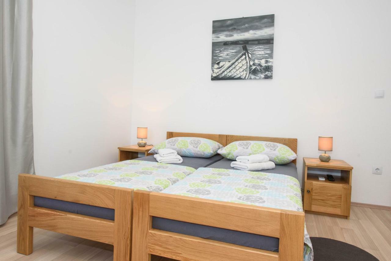 Luxury Rooms Ivana Kaštela Extérieur photo